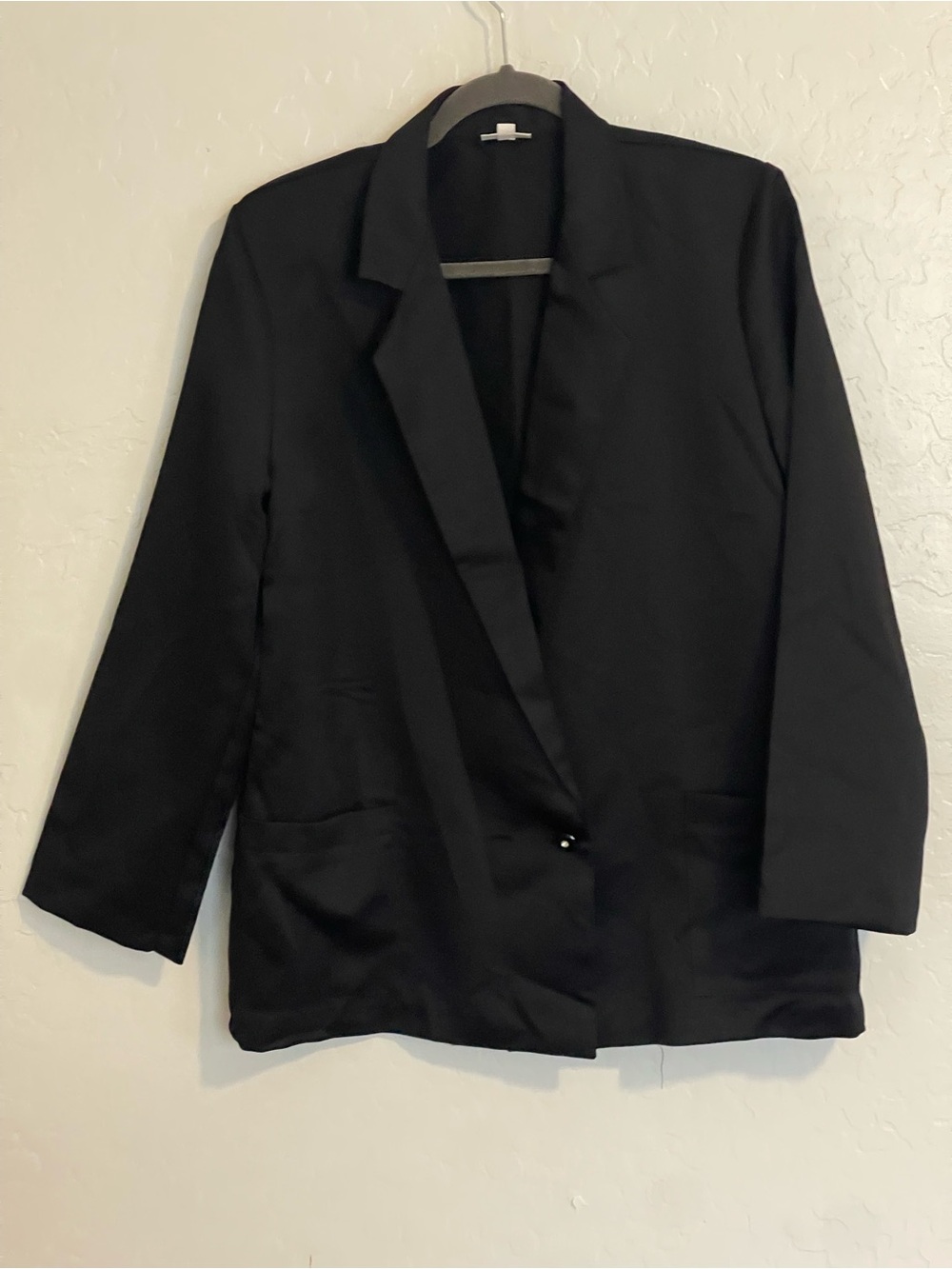 Cristina’s Black Satin Boxy Blazer 11/12
